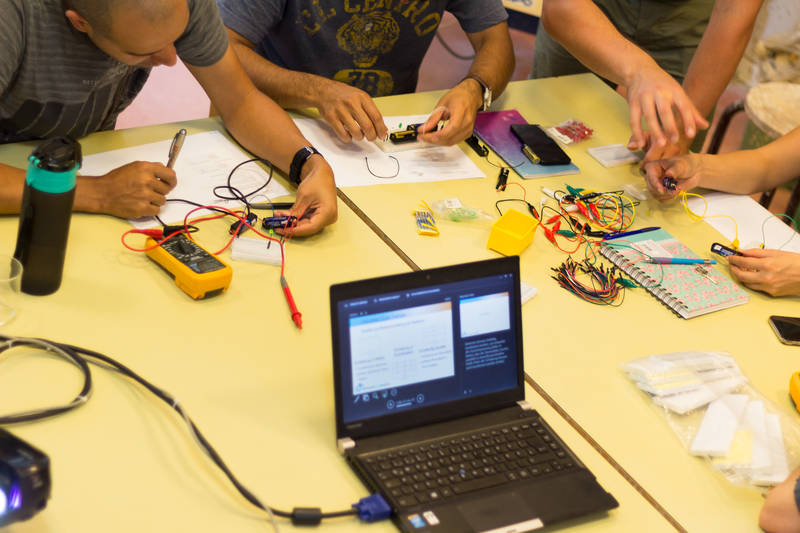 DIY-Workshop: Power Banks mit Solarbetrieb