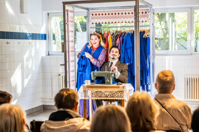 Fatma & Fatoş - Auftritt der Komischen Oper Berlin