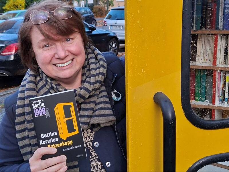 Lesezeichen – Literatur live in Tegel: Bettina Kerwien: „Katzenkopp“