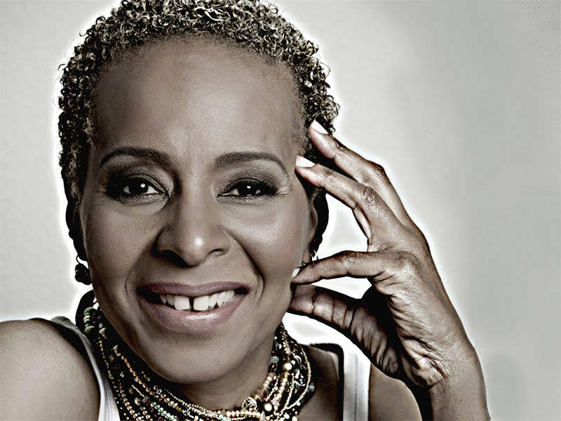 Statement einer naturgewaltigen Soul-Stimme: Kurzkonzert mit Jocelyn B. Smith