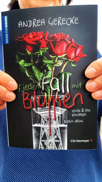 Berliner Floristin ermittelt in humorvoller Krimireihe