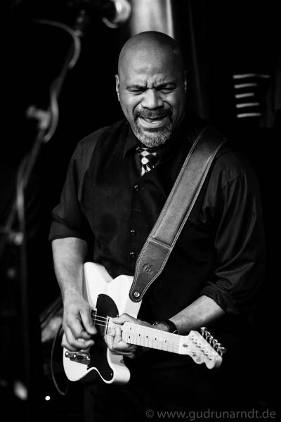 The JC Dook Band (Blues with a Bang!)