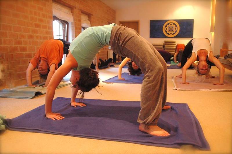 TRADITIONELLES YOGA (gratis)
