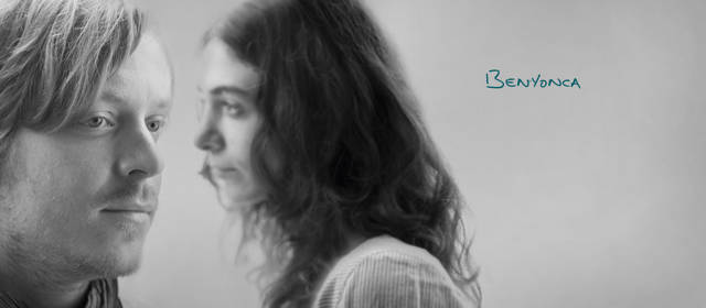 Benyonca in der Blume