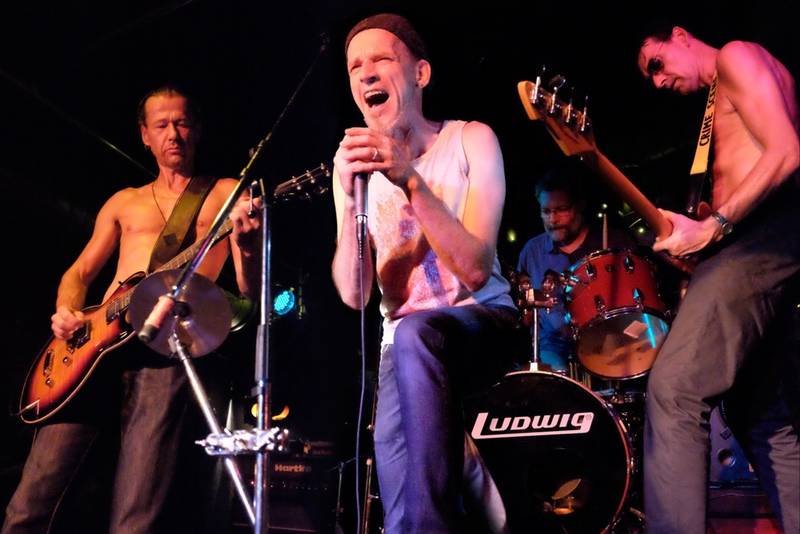 Konzert: Kies und Schotter unplugged