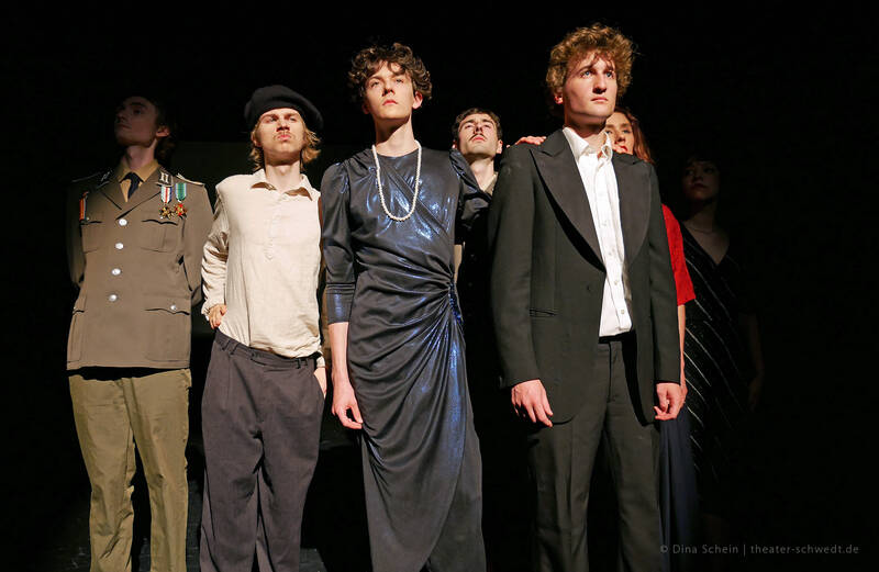 Theateraufführung "Der Geist der Steine"