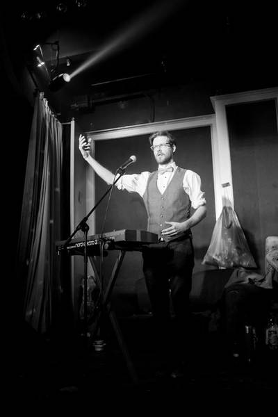 English Comedy