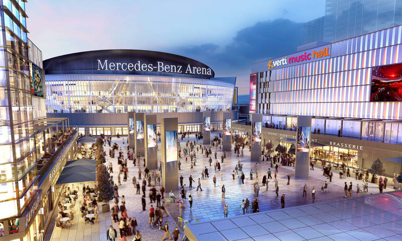 Mercedes Platz - Opening Day mit Programm, Führungen & Feuerwerk