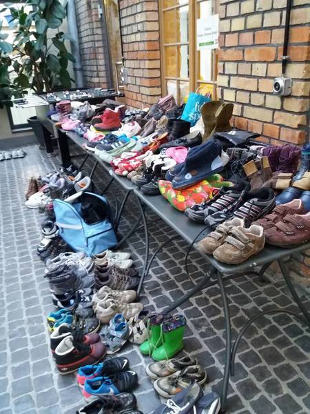 ALLES MUSS RAUS!!! Spendenflohmarkt in der alten schmiede