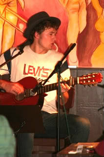 Open Stage!