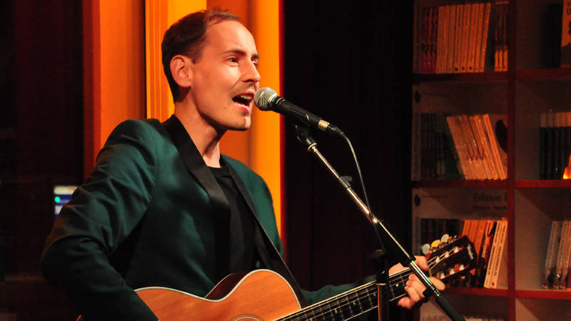 Lesebühne: Vision & Wahn "Hipster-Bärtchen" @ Periplaneta Literaturcafé Berlin