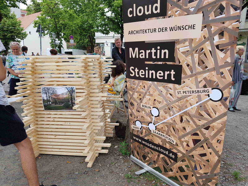 wooden cloud/Architektur der Wünsche auf dem Richardplatz