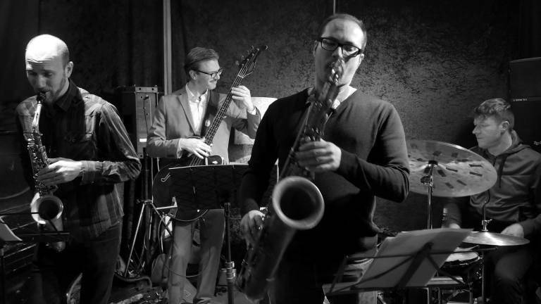 Jazz im Peppi: Van Huffel, Lindhorst, Sundland, Griener