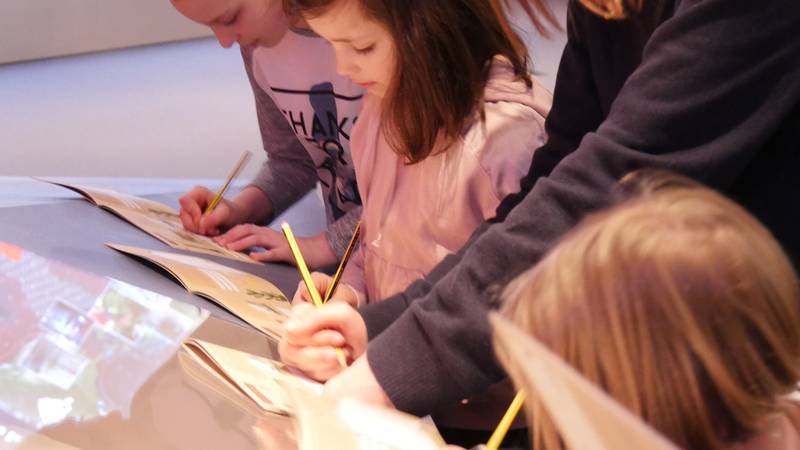 Familienworkshop: „Zwischen Schutz und Kontrolle“