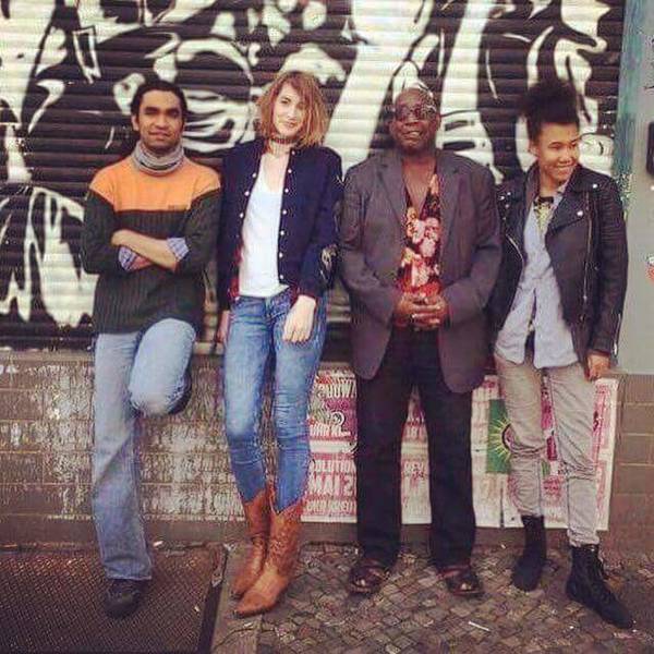Live in concert: Buzz Bullets