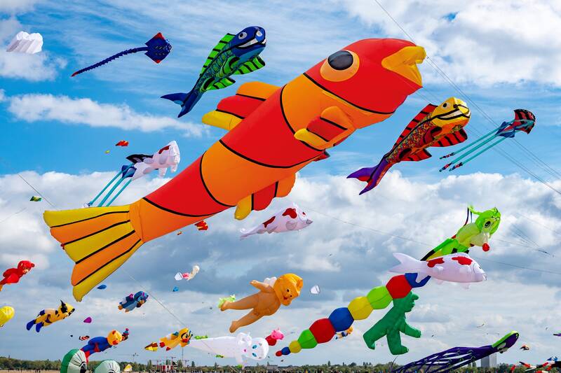10. Festival der Riesendrachen auf dem Tempelhofer Feld