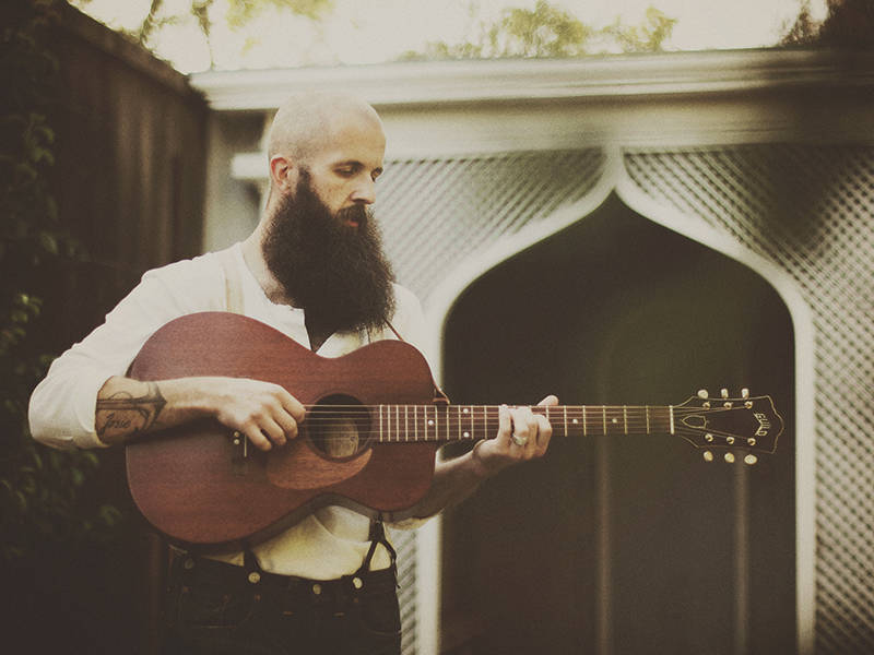 Melancholische Lieder vom Glück: Live-Kostproben mit William Fitzsimmons