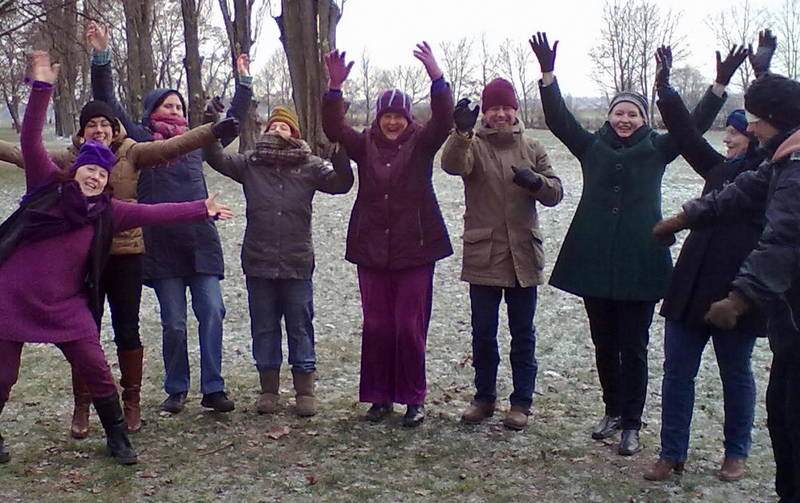 Weihnachts-Lachen  - Public Laughter auf dem Tempelhofer Feld