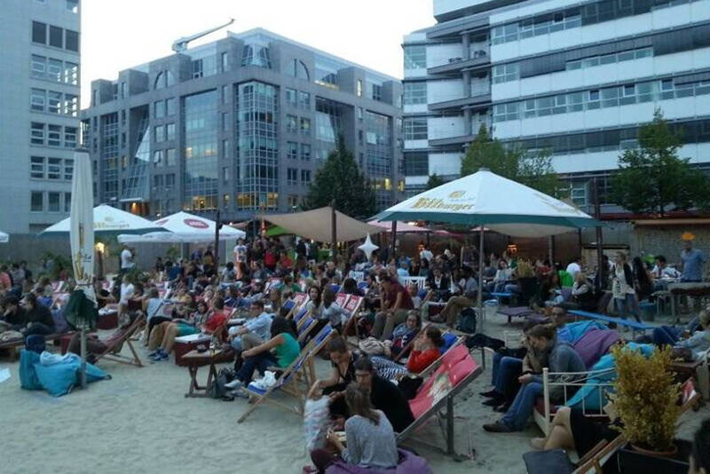 Open Air Kino am Checkpoint Charlie