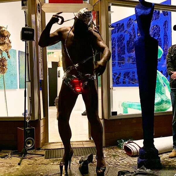 Performance & Vernissage im Kunstraum Berlin
