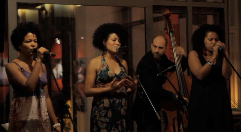 3 Women & the bass - bass enhanced a-capella
