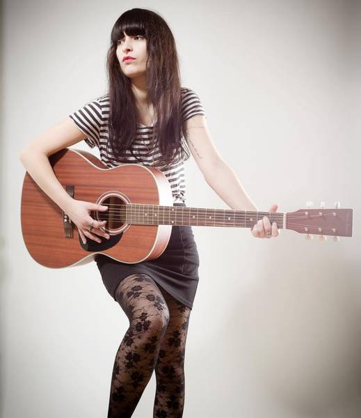 live music show::: amazing RALUCA singer songwriter in Neukoelln