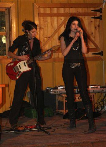 Spinster Sister Live in Sieben Stufen
