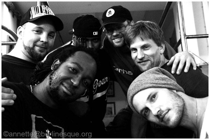 The Vibration Club in Acud Session Cafe