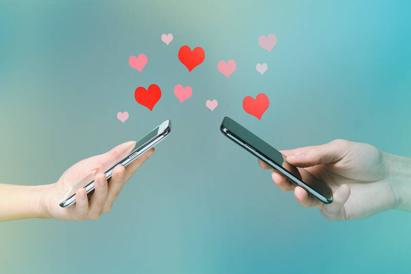 Cis-heterosexuelle Männlichkeit im Onlinedating - ein Kneipentreff