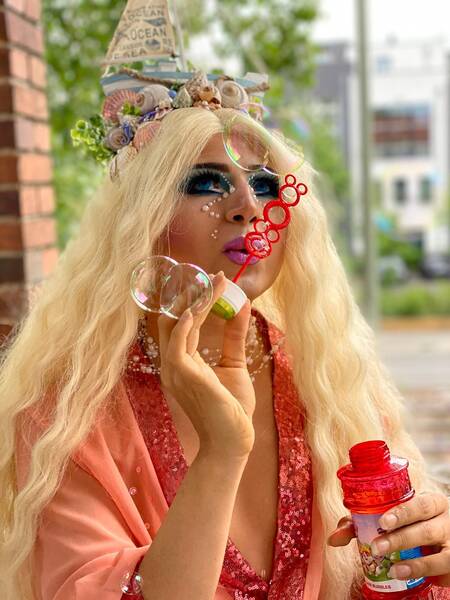Drag-Vorlesestunde mit Prince Emrah