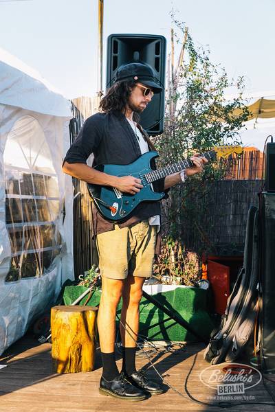 LIVE Musik im Belushi´s Mitte / 1,50€ Bier