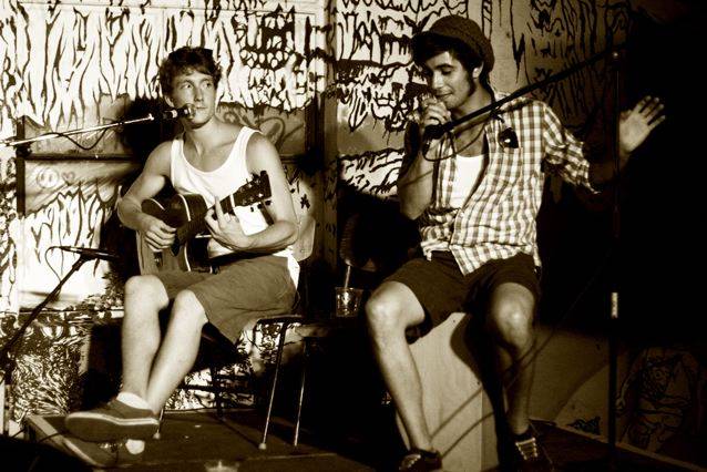 Philipp Droste (KuckA³ Collective): Acoustic Hungaro Gypsy Pop 