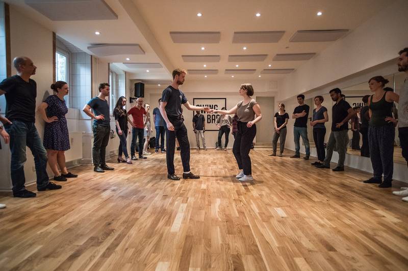 Free Beginner Swing Dance classes - Tag der offenen Tür
