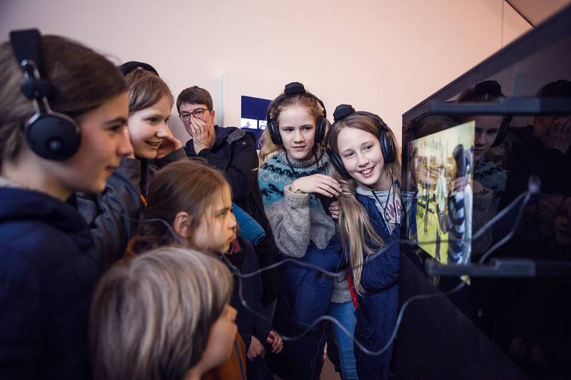 [Fang den Klang] Familienworkshop in der Ausstellung "[laut] Die Welt hören"