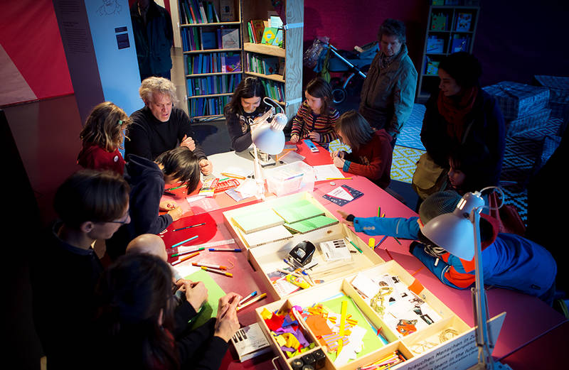 Familienworkshop mit der Künstlerin 嘉 Jia 