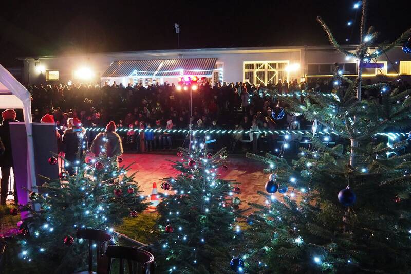 Adventssingen im Stadion des BFC Preussen