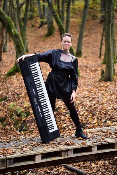 Amalia Chikh - Chansons in deutscher Sprache 