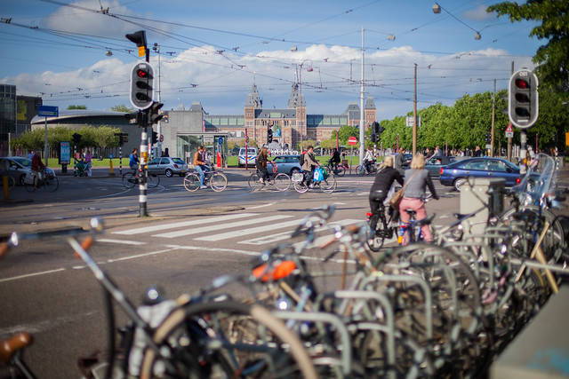 Salon #13 Europäische Metropolen und Mobilität 