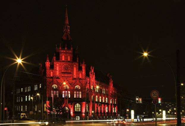 Lichtermarkt am Rathaus Lichtenberg
