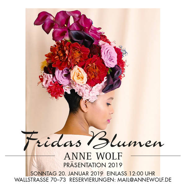 Fashion Show „Fridas Blumen” von ANNE WOLF