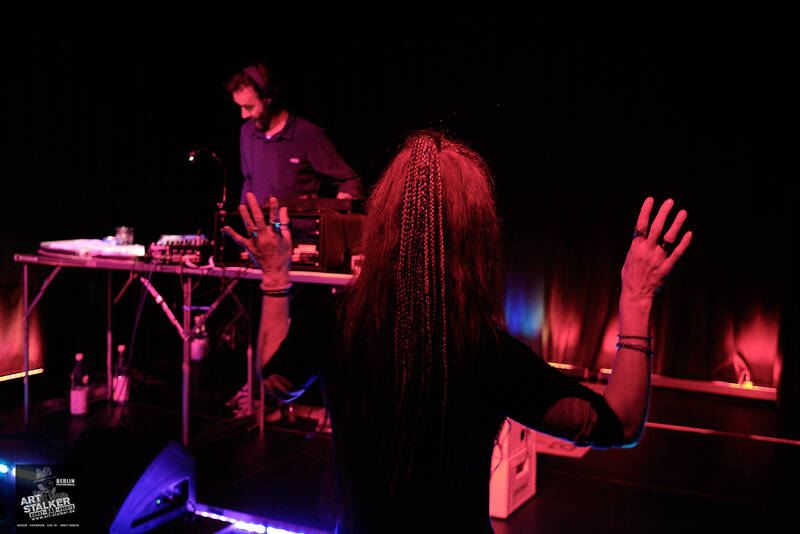 Die Early Bird Party: Der frühe Vogel tanzt den Beat