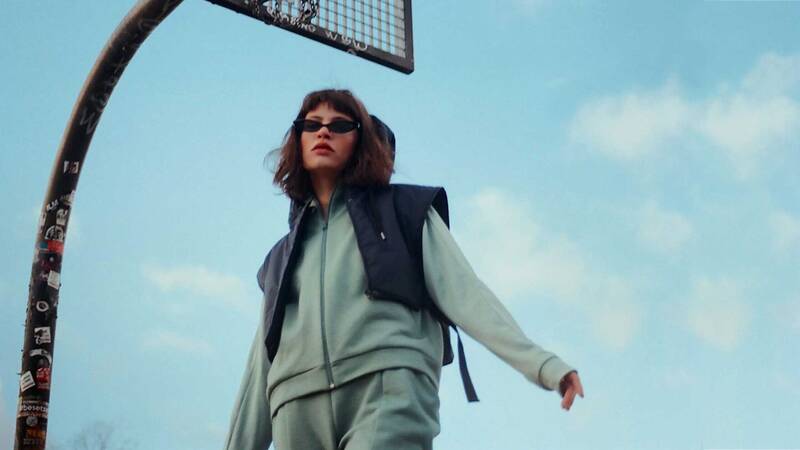 ARYS Sample Sale: Bis -80% reduzierte Kleidung 