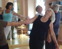Vitalität für Muskeln und Gelenke durch sanfte Gymnastik nach Musik