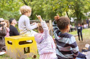 Das FamilienFest International der Gelben Villa lädt ein!