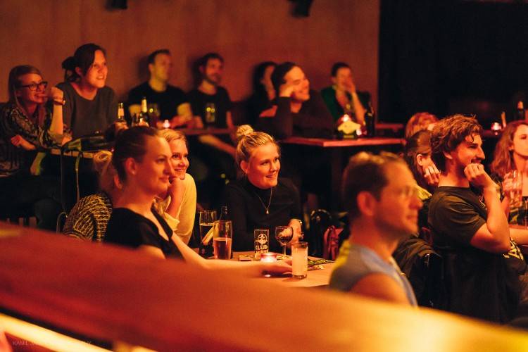 Weihnachtsshow - Improtheater