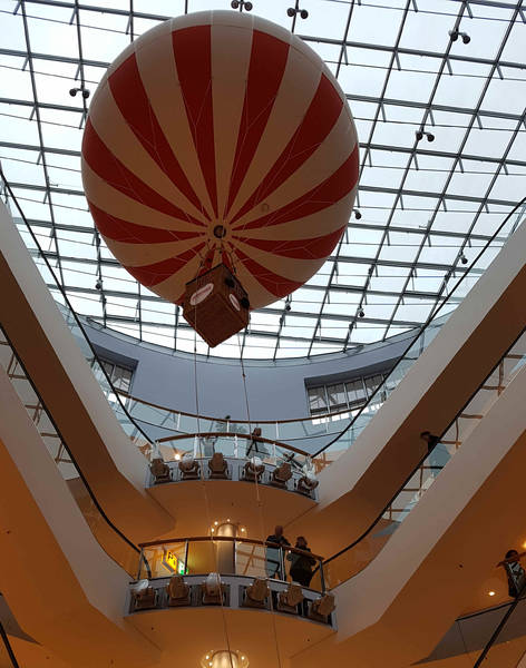 Mit einem Ballon abheben - für Kinder (bis 35kg)  im Eastgate