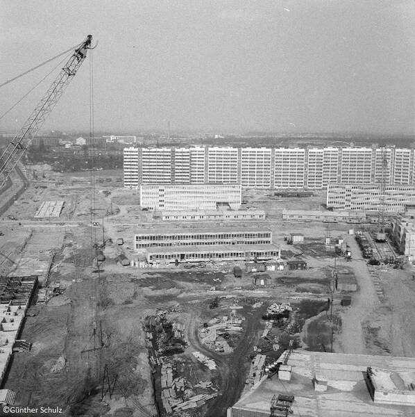 Mein Kiez. Geschichte(n) des geteilten Berlins – Spaziergang und Abendveranstaltung: Etappe 1: Fennpfuhl in Lichtenberg