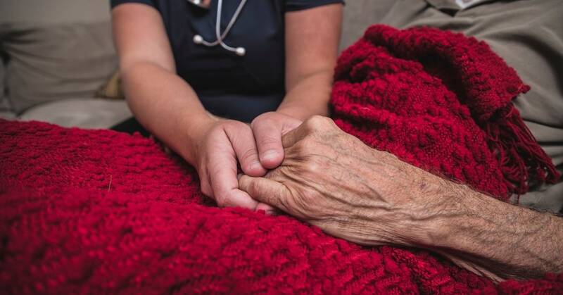 Beginn: Vorbereitungskurs Lebens- und Sterbebegleitung im Hospizdienst Ost