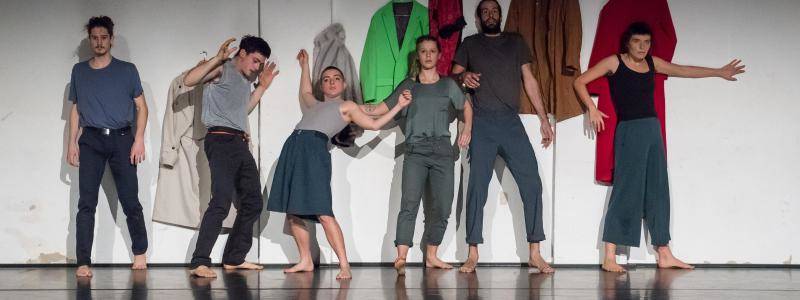 Schaf im Wolfspelz/Migrantes – Black ovejas/Eli y Sofi – Tanztheater