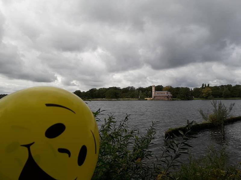 LachMeditationspaziergang auf ehemaligen Mauerstreifen - von Heilandskirche Potsdam-Sacrow nach Kladow